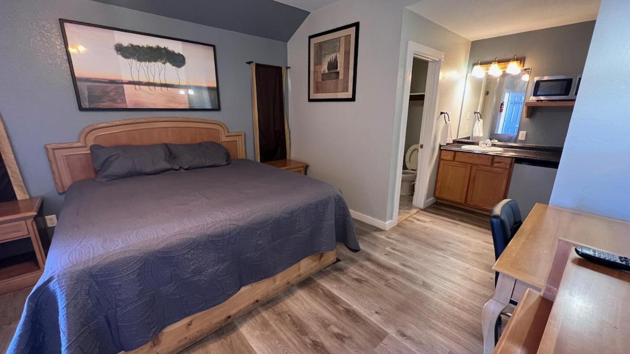 Texas Lodge Kenedy Bagian luar foto